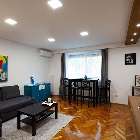 Stellar Downtown Szeged Apartment Екстериор снимка