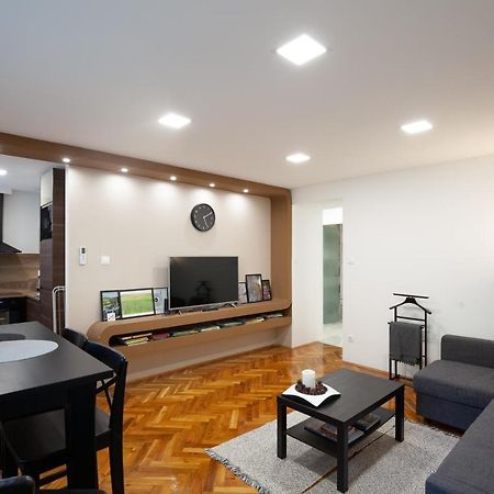 Stellar Downtown Szeged Apartment Екстериор снимка