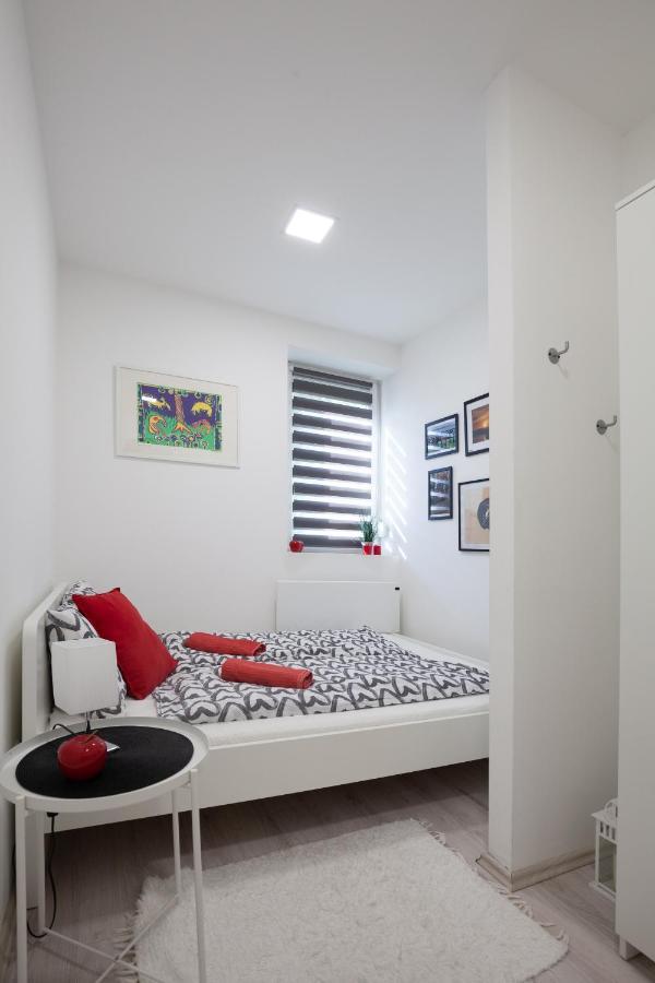 Stellar Downtown Szeged Apartment Екстериор снимка